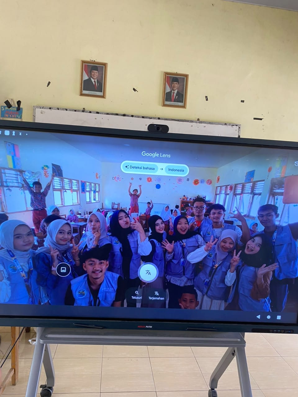 KKN Kelompok 23 Unimus Mengadakan Kegiatan Pembuatan Gelang di SDN 1 Curug