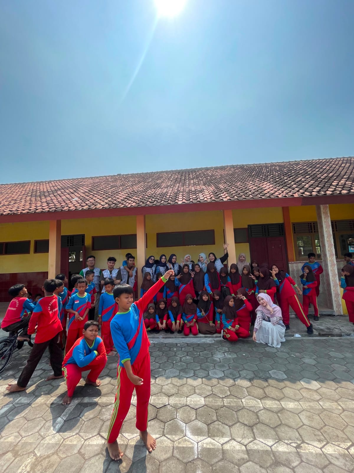 KKN Kelompok 23 Unimus Sosialisasi ke SDN 1 Curug